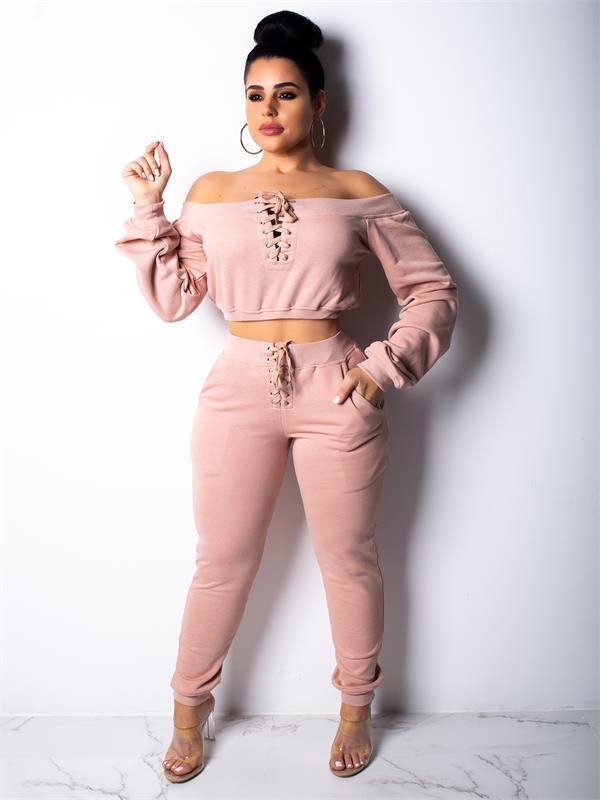 Fashion Casual Sports Suit With Eyelet And Drawstring Neckline - Hendrick Brun