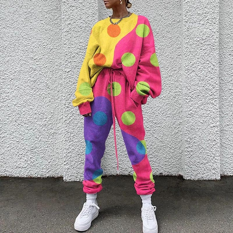 Women's Two Piece Loose Fitting Sweatshirt and Sweatpants - Hendrick Brun