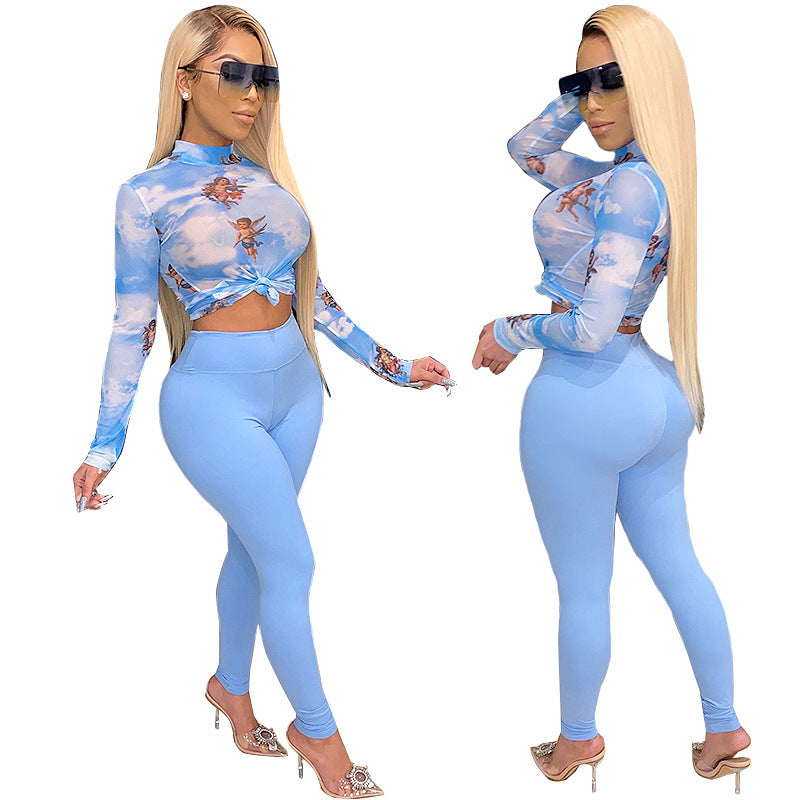 Womens Fitted Two-Piece Long Sleeved Top and Pants - Hendrick Brun