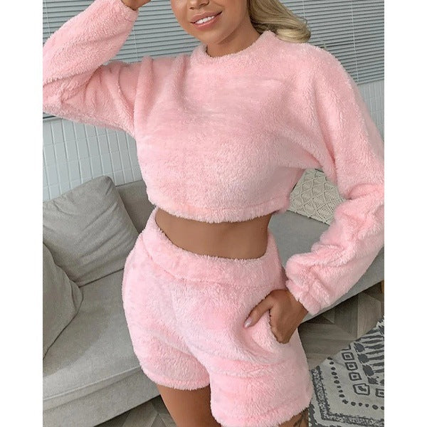 Womens Long Sleeved and Shorts Plush Two Piece Set - Hendrick Brun